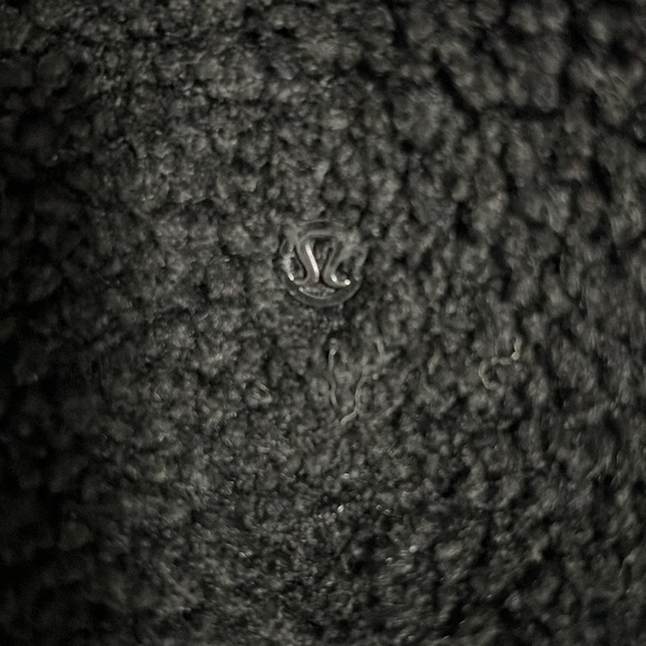 Lululemon Textured Fleece 1/2 Zip - Picture 5 of 7